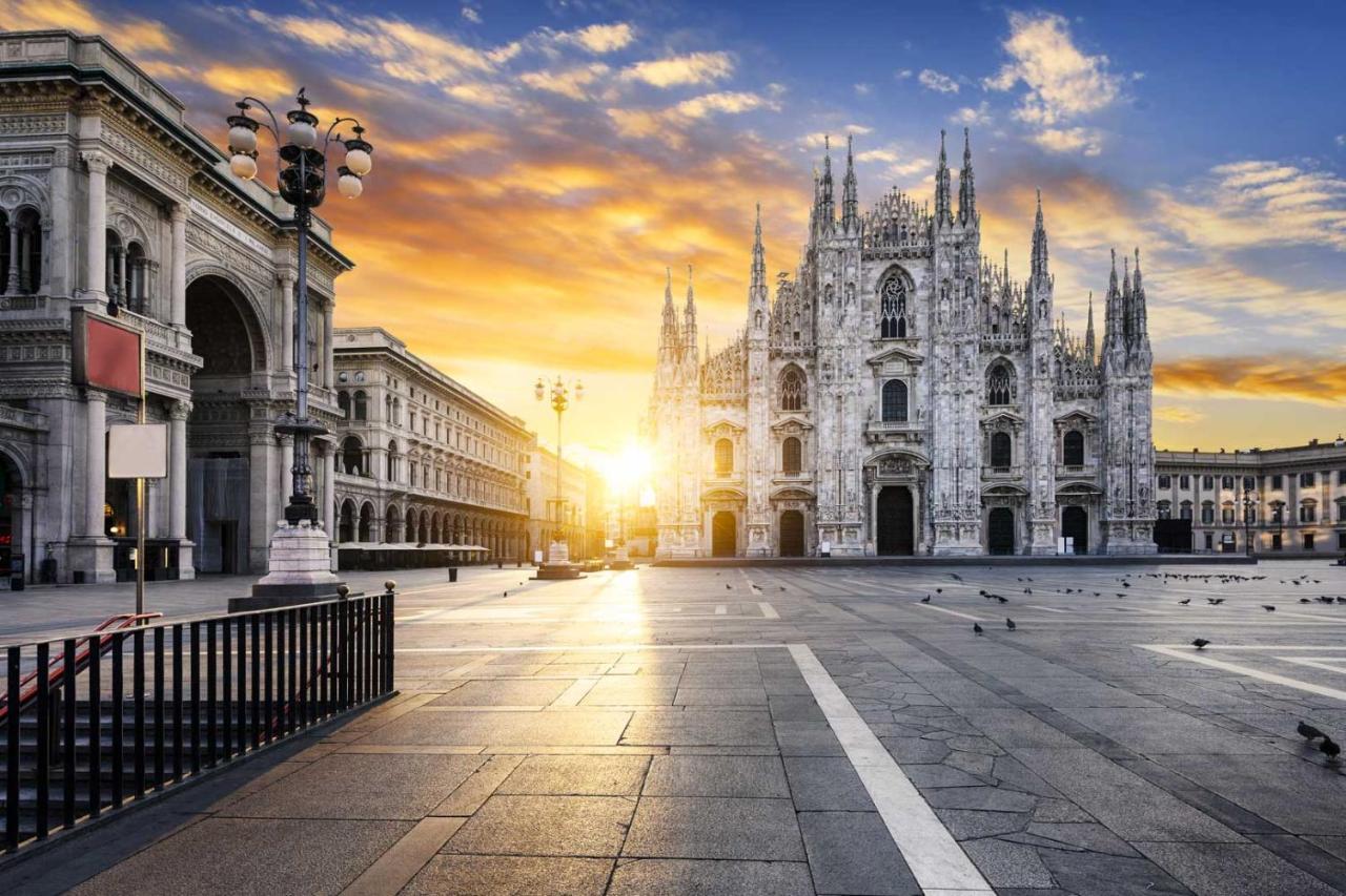 Large Suite Home Milan - Duomo ภายนอก รูปภาพ